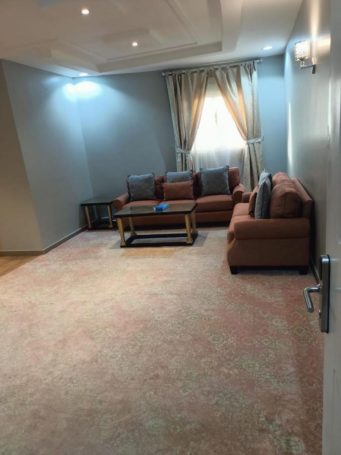 리야드 ستار للوحدات سكنيه 아파트 외부 사진